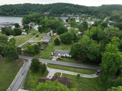 SELLER SAYS SELL DUE TO ONGOING MEDICAL ISSUES MOVE-IN READY + - photo 4