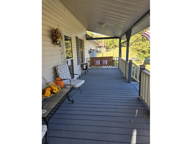 SELLER SAYS SELL DUE TO ONGOING MEDICAL ISSUES MOVE-IN READY + - photo 10