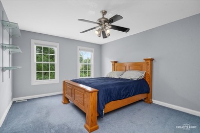 Absolutely beautiful brick front home located in one of Elgin's - photo 24