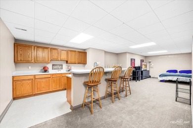 Absolutely beautiful brick front home located in one of Elgin's - photo 25