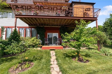 Welcome to this exceptional second-owner custom chalet-style - photo 33