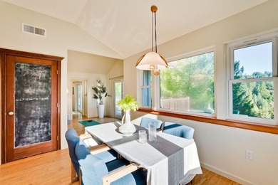 A true hidden gem built in 2005, this turnkey home combines - photo 12