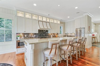Perfectly positioned along one of the most desirable streets in - photo 16