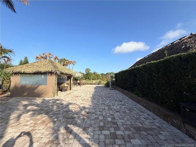 Exceptional oversized 3,514 sq ft lot offering over 70 feet of - photo 6