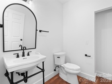 Welcome Home to Style, Comfort, and Location! This stunning - photo 17