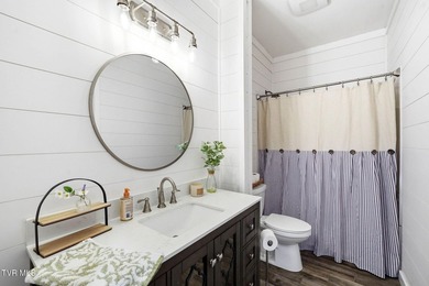 Welcome to 218 Galway Rd in Bristol, TN. Take a look at this big - photo 18