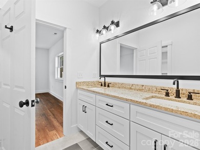 Welcome Home to Style, Comfort, and Location! This stunning - photo 19