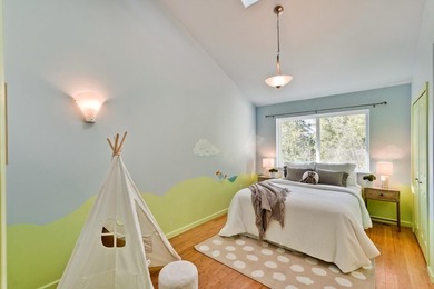A true hidden gem built in 2005, this turnkey home combines - photo 22