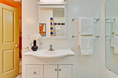 A true hidden gem built in 2005, this turnkey home combines - photo 31