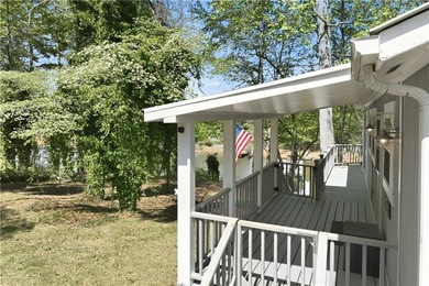 Unbeatable value on Lake Lanier! One of the very few true - photo 4
