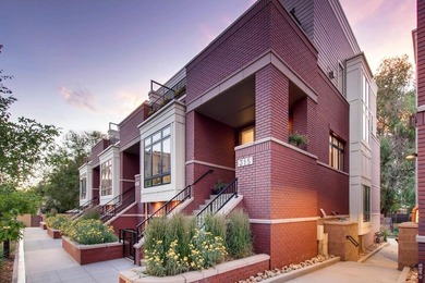 Experience refined city living at 315 N Howes St, where modern - photo 3