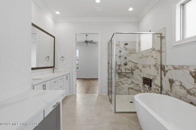 Welcome to luxury living in the sought-after Southampton Garden - photo 6