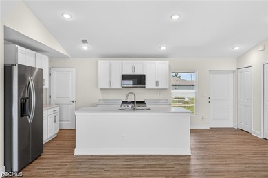 BUILDER PAID CLOSING COST CREDIT AVAILABLE! STOP RENTING - OWN - photo 20