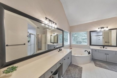 Welcome home to this beautifully maintained 5 bedroom, 3.5 - photo 26