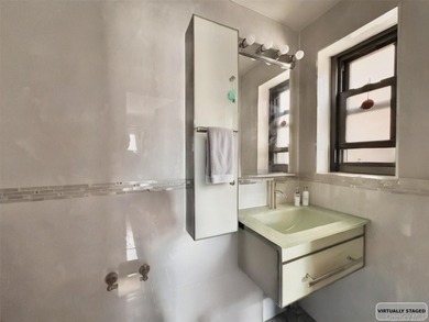 Rare on the market! Largest 2-bedroom, 1.5-bath co-op unit - photo 7