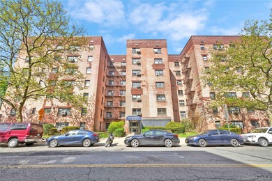 Rare on the market! Largest 2-bedroom, 1.5-bath co-op unit - photo 8