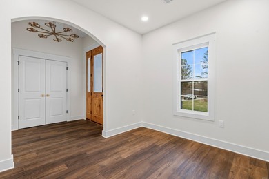Brand new construction on 1.53 acres with Lake Hamilton access - photo 5