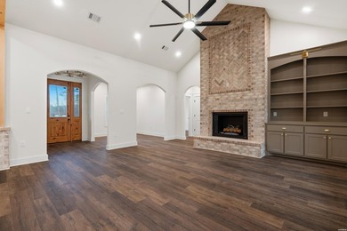 Brand new construction on 1.53 acres with Lake Hamilton access - photo 8
