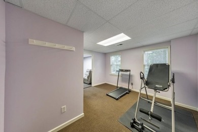 Welcome home to this beautifully maintained 5 bedroom, 3.5 - photo 43