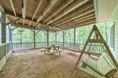 Welcome home to this beautifully maintained 5 bedroom, 3.5 - photo 47