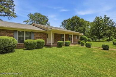 Escape to peaceful country living with this beautiful 5BR/3BA - photo 5