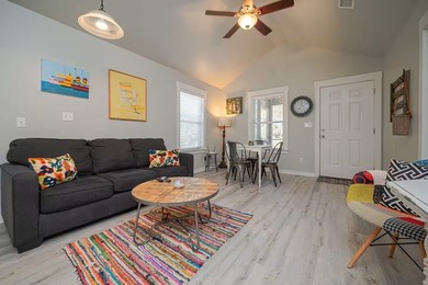 I'm Back & With Updates (flooring & paint)!! This charming - photo 8