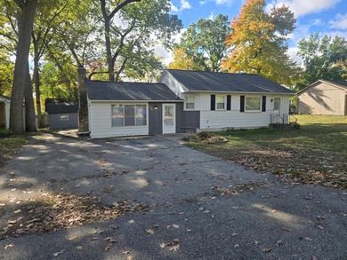 Lake Home For Sale in Waterford, Michigan