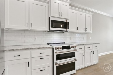 SELLER IS OFFERING $3,500 IN BUYER CONCESSIONS!! Welcome to - photo 10