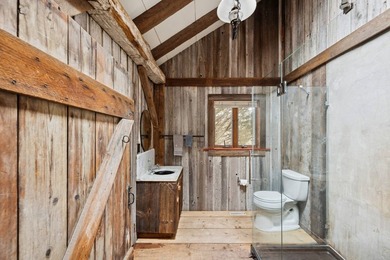 Architectural Masterpiece in Water Mill Step into a - photo 15