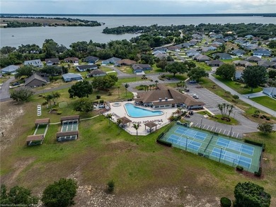 Welcome to easy Florida living in the desirable Tomoka Heights - photo 17