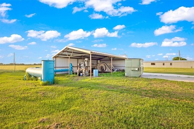 Ehrman Ranch is a rare nearly 200-acre offering in Wallis, Texas - photo 22