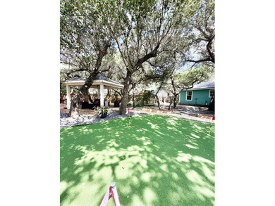Beautiful 4 Bedroom, 2 bath home with exceptional outdoor living - photo 29