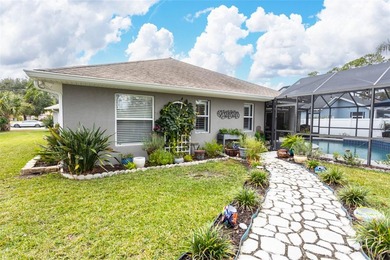 Welcome to this stunning 3-bedroom, 2-full-bath pool home - photo 33