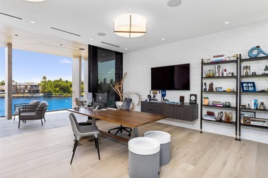 516 Mola. FTLs most unique, gated Peninsula Estate designed by - photo 34