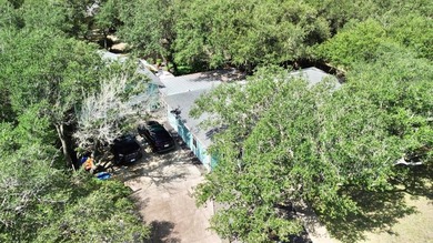 Beautiful 4 Bedroom, 2 bath home with exceptional outdoor living - photo 35