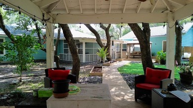 Beautiful 4 Bedroom, 2 bath home with exceptional outdoor living - photo 36