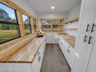 Country Living at Its Finest! Welcome home to this beautifully - photo 6