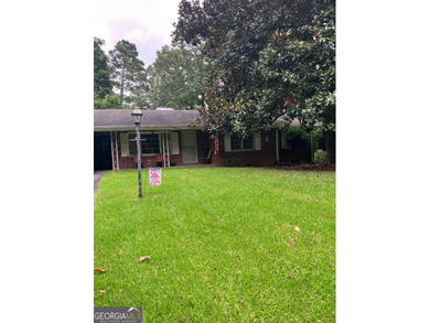 Lake Allatoona Home For Sale in Acworth Georgia