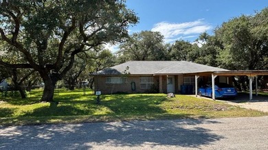 Opportunity awaits in Rockport's West Terrace neighborhood! - photo 1