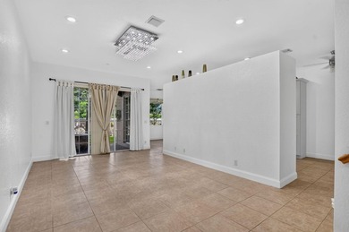 Welcome to this beautifully maintained 3-bedroom, 2.5-bath - photo 6