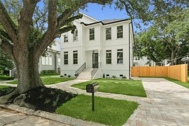 Lake Home For Sale in New Orleans, Louisiana
