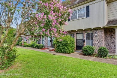 LOCATION LOCATION LOCATION! Move-in ready condo in the heart of - photo 1