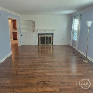 This Savannah Classic Beauty is an All-American Home in the - photo 7