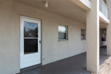 Lake Condo For Sale in Bradenton, Florida