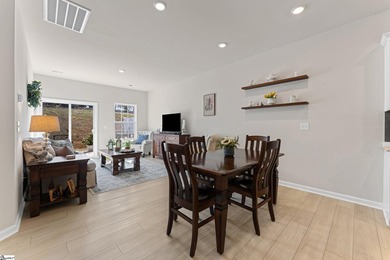 Great Greer location in Blue Ridge Cottages, right off Lake - photo 11