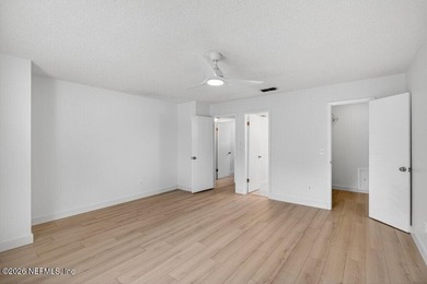 Open House everyday, call us for time! Beautifully updated home - photo 12