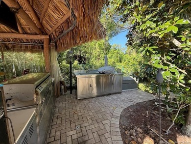 This extra-large 3,902 sq. ft. lot offers the ultimate in - photo 5