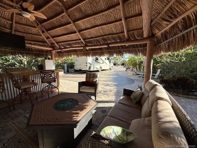 This extra-large 3,902 sq. ft. lot offers the ultimate in - photo 10