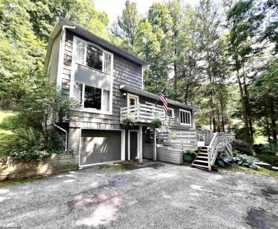 Lake Floyd Home For Sale in Bristol West Virginia