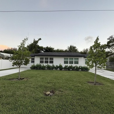 Prime Delray Beach duplex just 5 blocks south of Atlantic Ave - photo 2